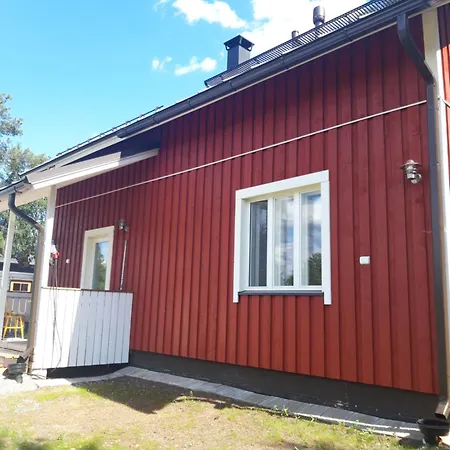 Chalet Suvantorinne *